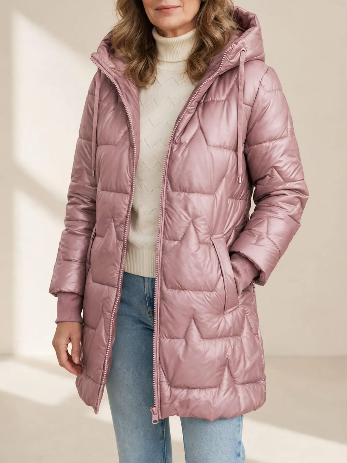 Carina – gewatteerde winterjas met capuchon – Roze – vooraanzicht