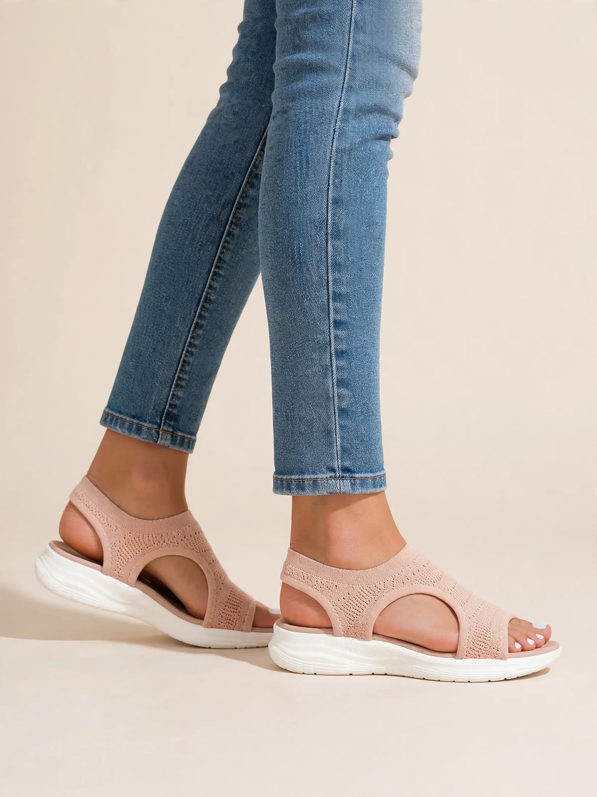 Corine – lichte comfort sandalen – Roze – gedragen zijkant