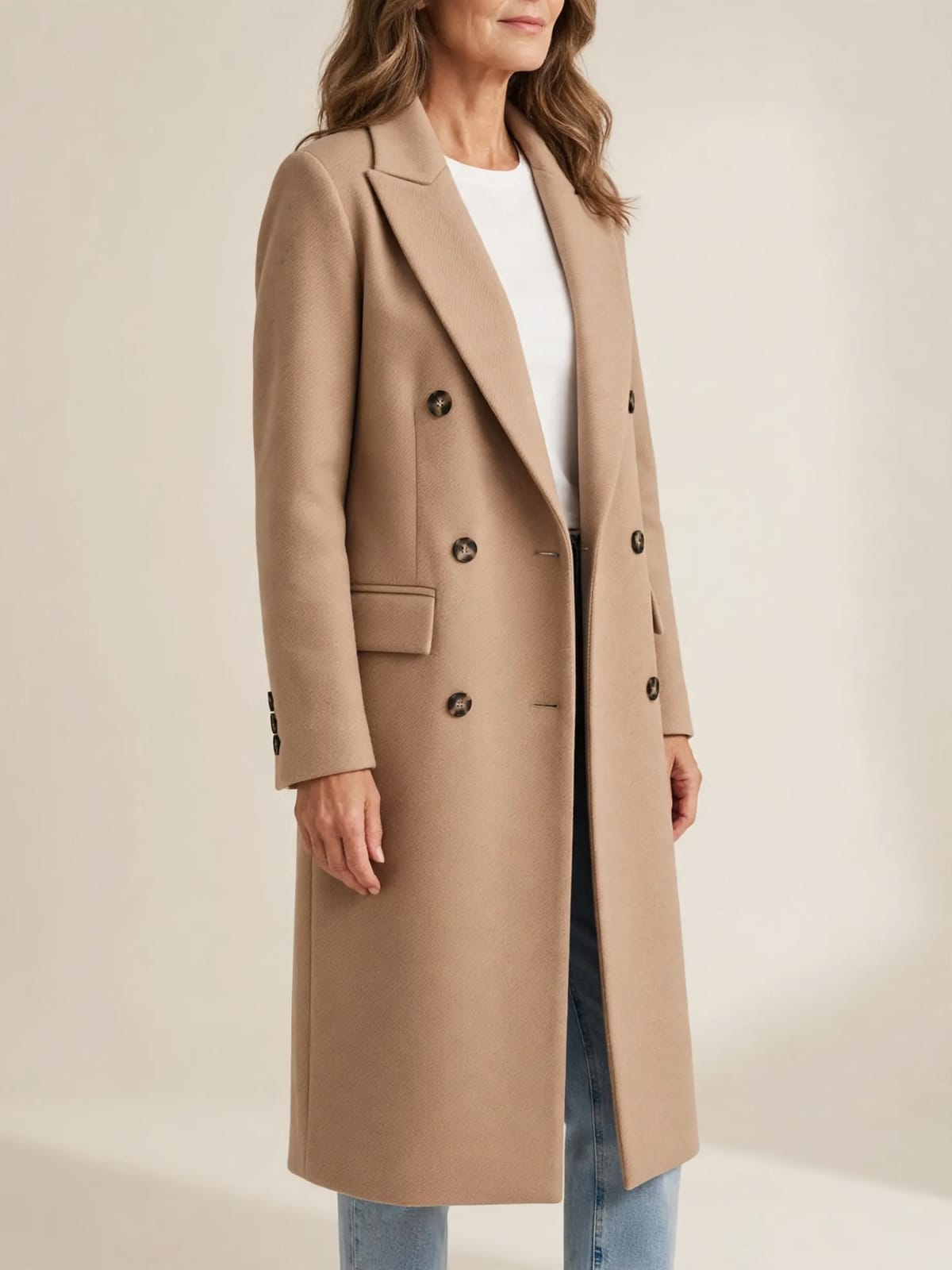 Destiny – lange jas met dubbele knopen – Khaki – driekwart