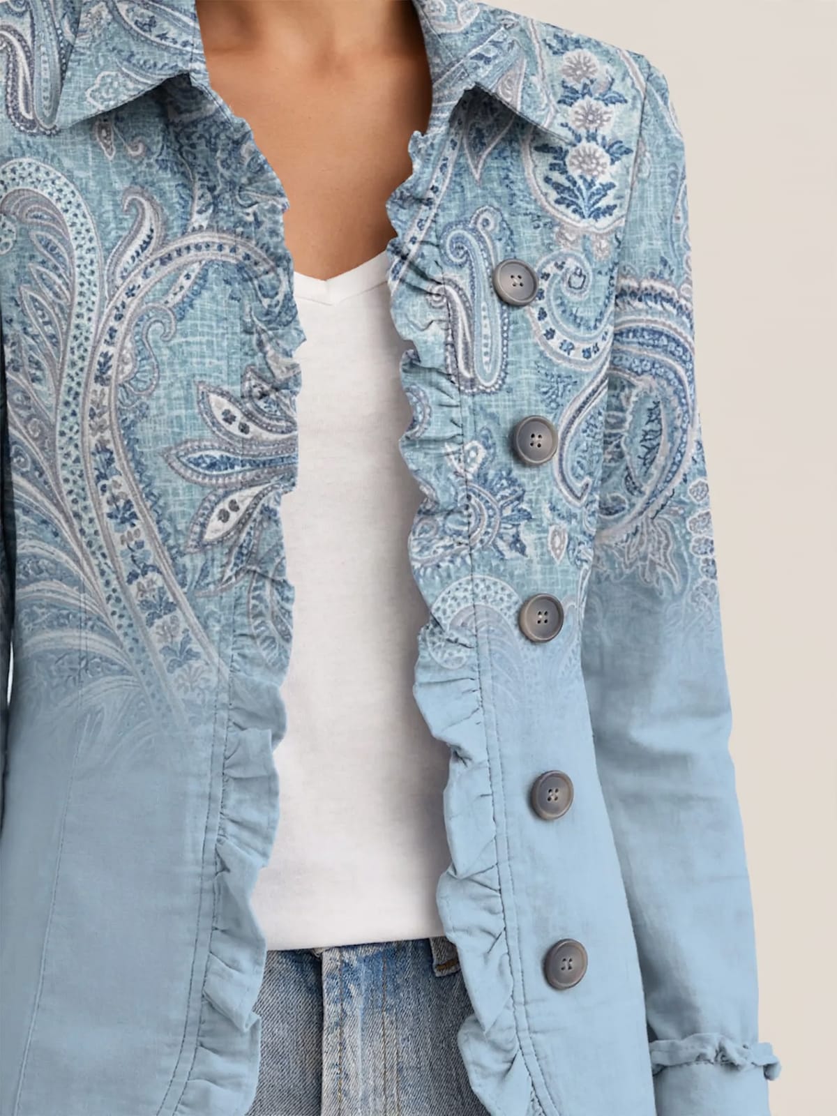 Estrella – paisley jasje met ruffles – Detail