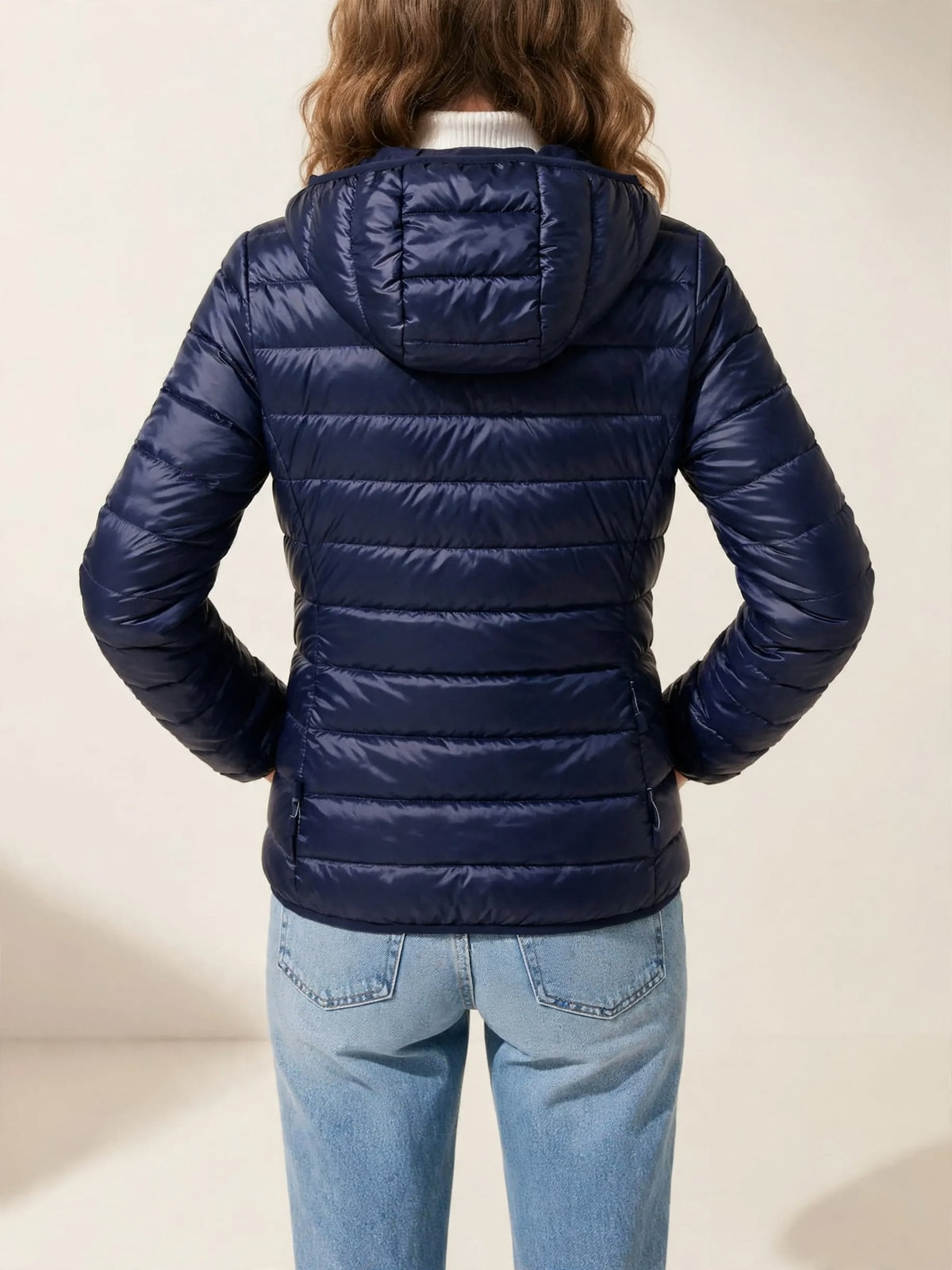 Lana – casual donsjas – Donkerblauw – achterkant