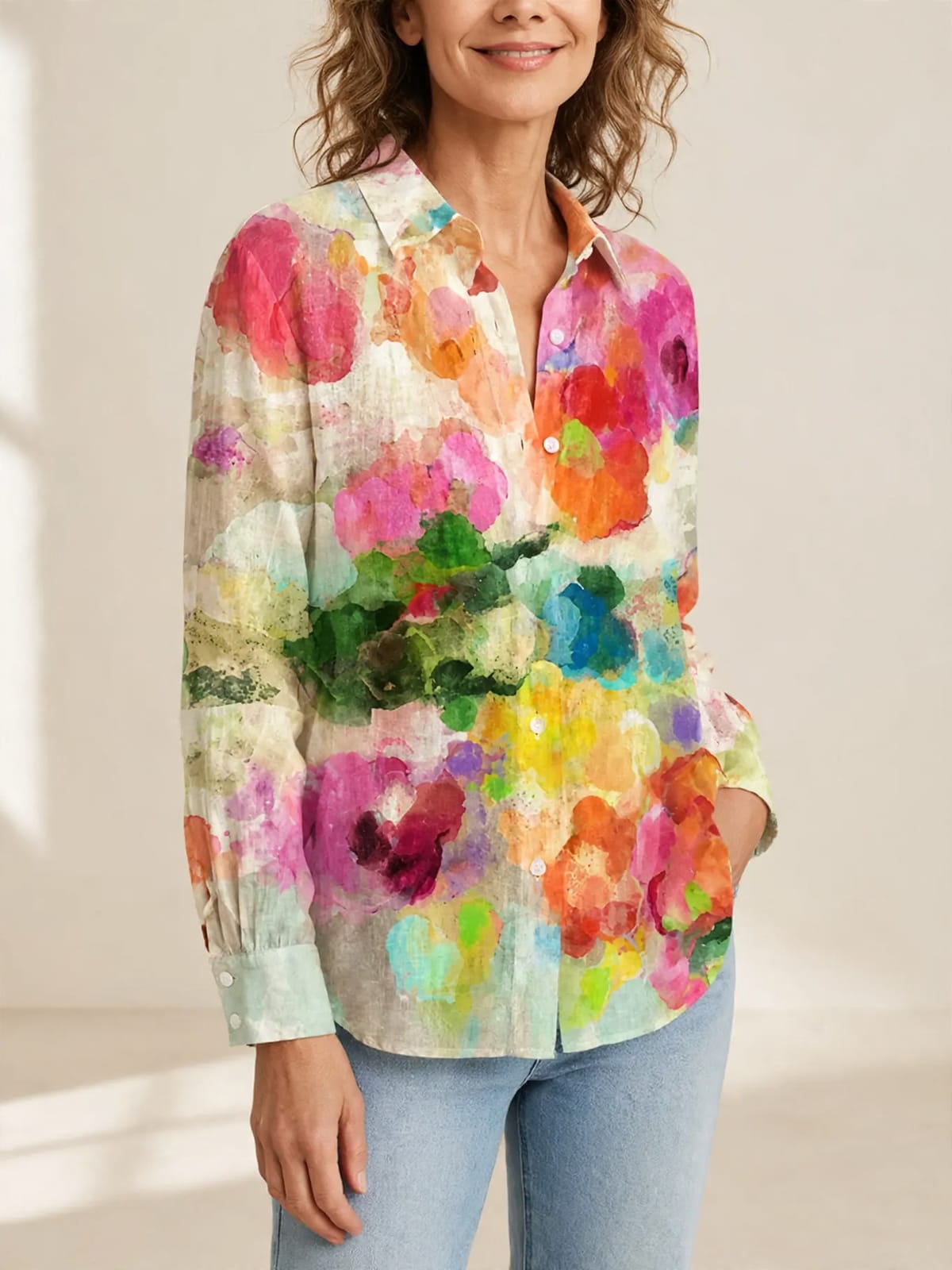 Lichte blouse met aquarelprint – Driekwart