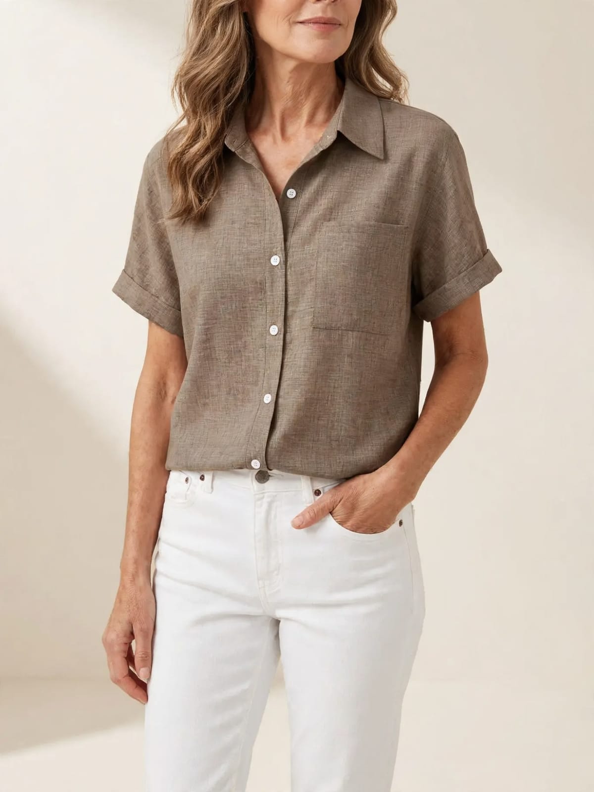 Lobke – blouse met korte mouwen – Bruin – vooraanzicht
