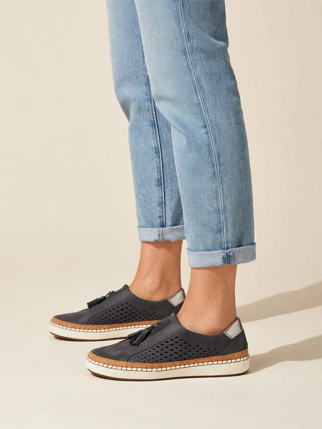 Lola | Comfortabele instapsneakers met kwastje