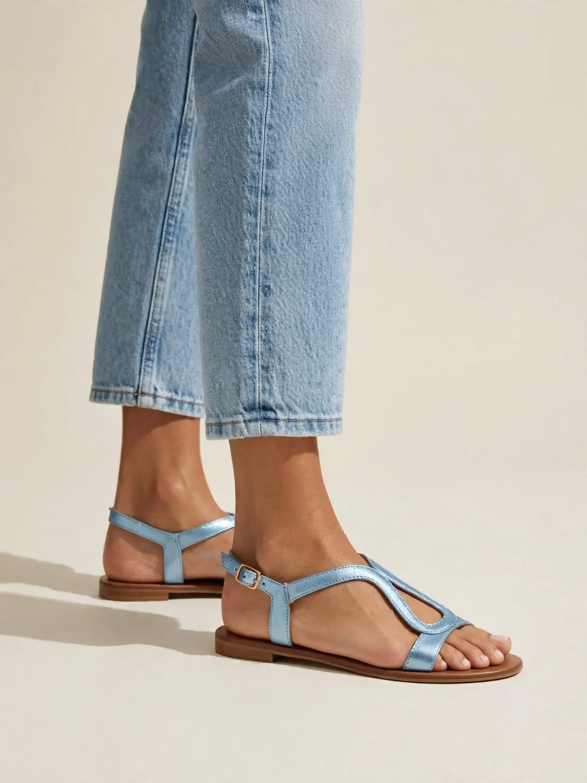 Luna – zomersandalen – Blauw – gedragen zijkant
