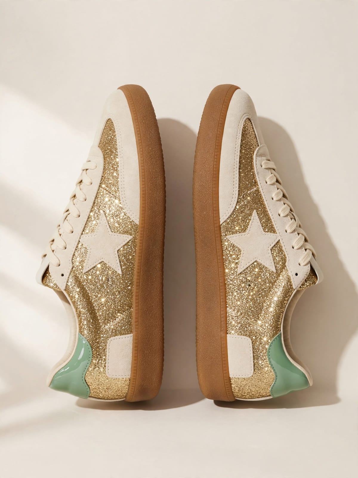 Paula – glittersneakers met ster – Productfoto bovenaanzicht