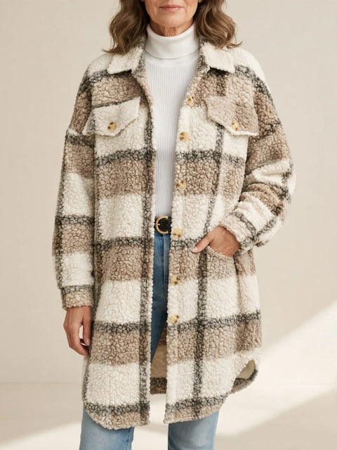 Regina | Zachte ruitjas met teddylook