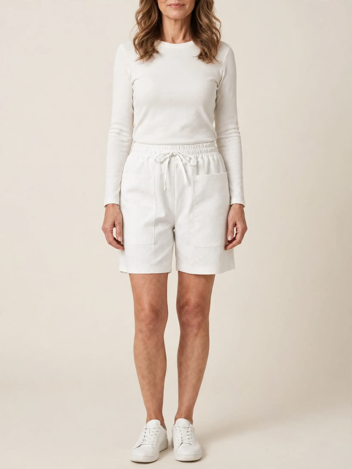 Sophie – korte broek met trekkoord – Wit – hele lengte